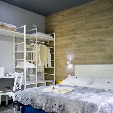 נאפולי Alis Vanvitelli Suite מראה חיצוני תמונה
