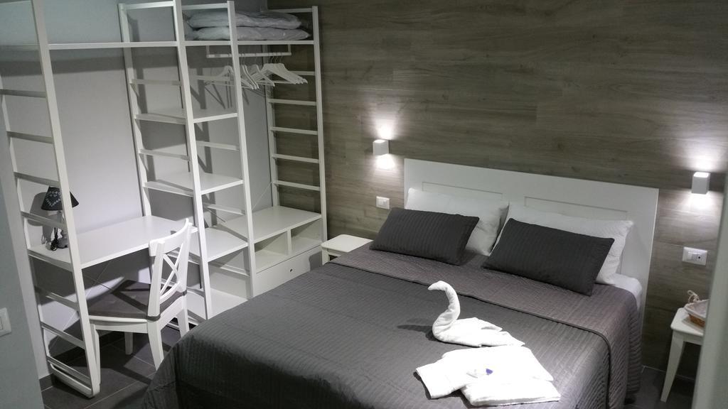 נאפולי Alis Vanvitelli Suite מראה חיצוני תמונה